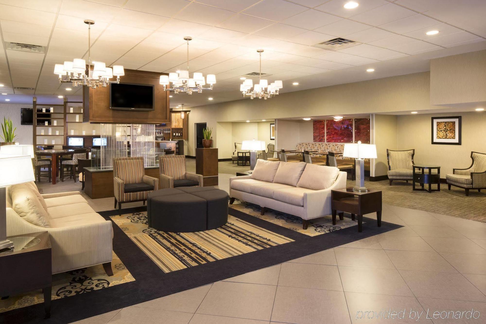 Doubletree By Hilton Hotel Raleigh - Brownstone - University 外观 照片