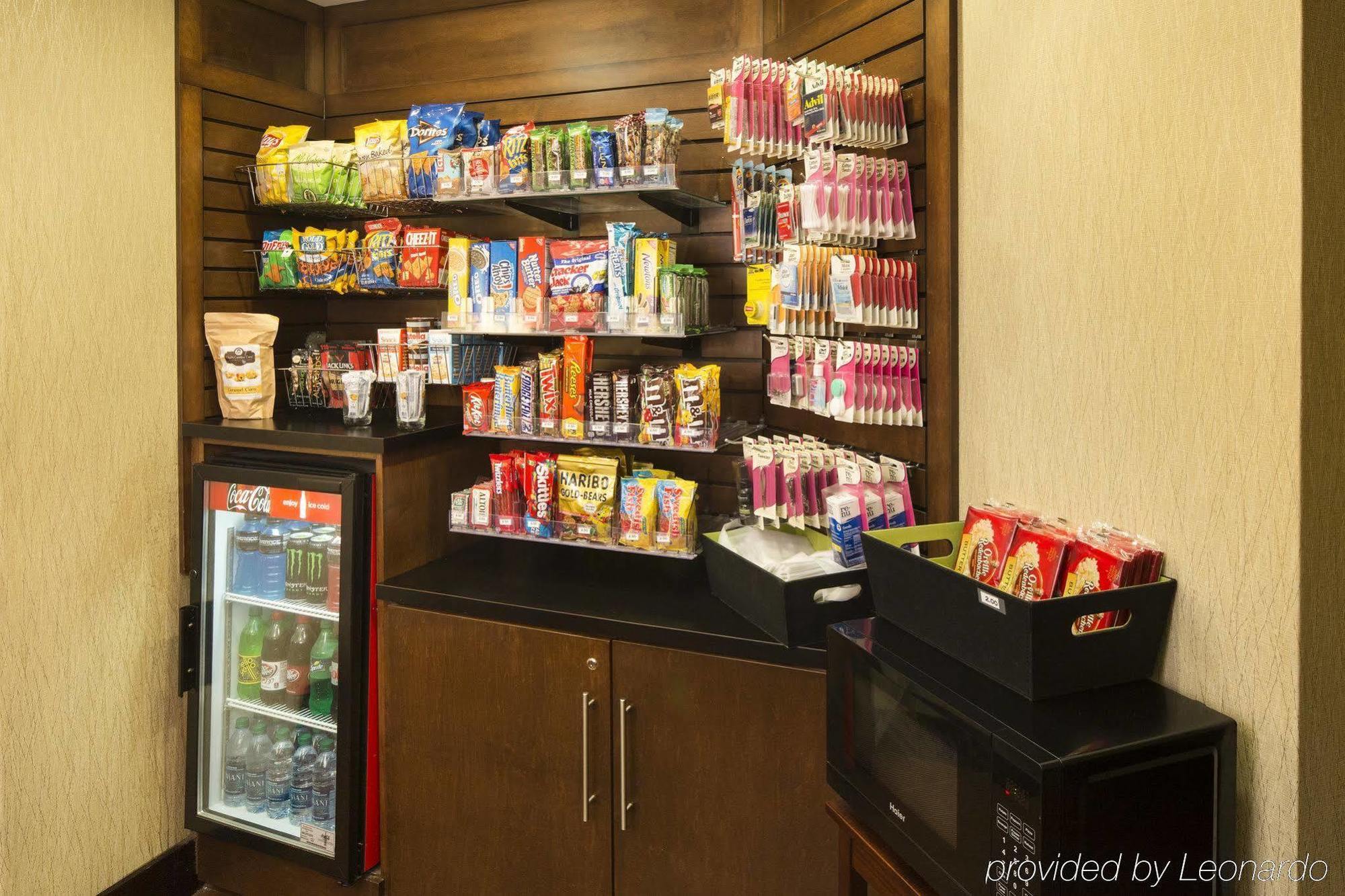 Doubletree By Hilton Hotel Raleigh - Brownstone - University 外观 照片